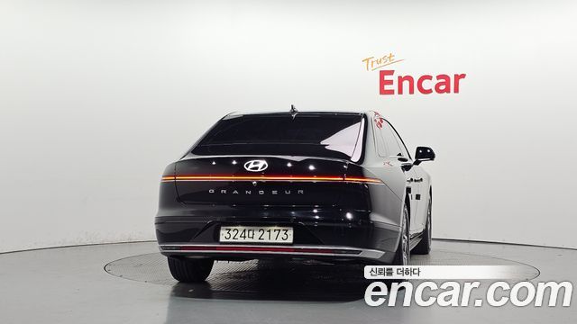 Hyundai Grandeur 2023 — photo 4