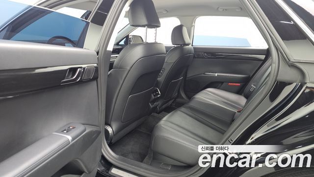 Hyundai Grandeur 2023 — photo 18