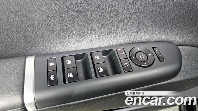 Hyundai Grandeur 2023 — photo 25