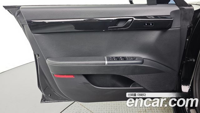 Hyundai Grandeur 2023 — photo 14