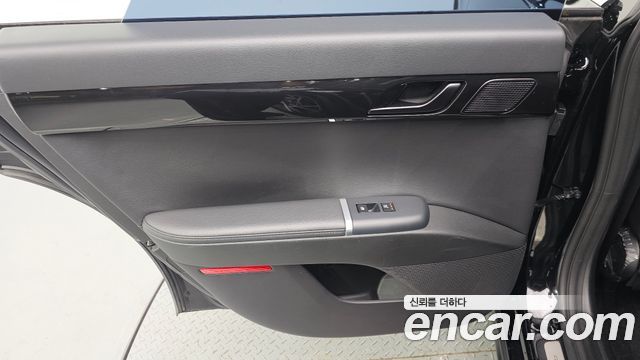 Hyundai Grandeur 2023 — photo 15