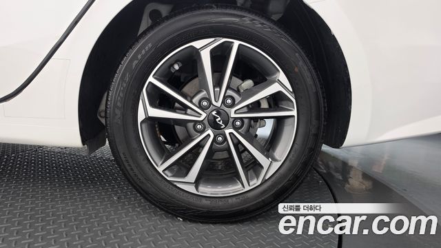 Kia K3 2024 — photo 7