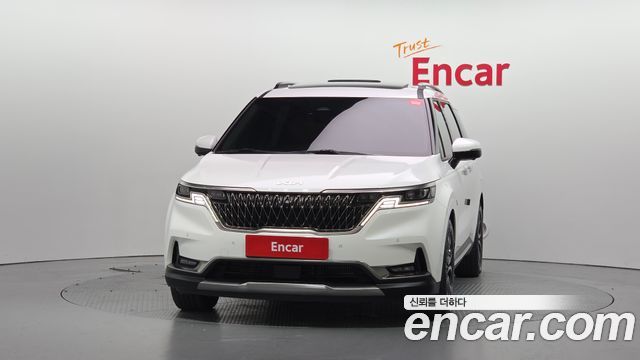 Kia Canival 2023 — photo 3