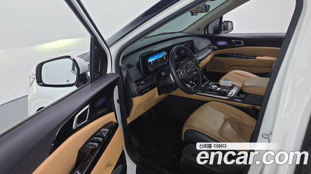 Kia Canival 2023 — photo 13