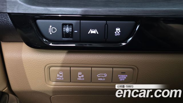 Kia Canival 2023 — photo 26