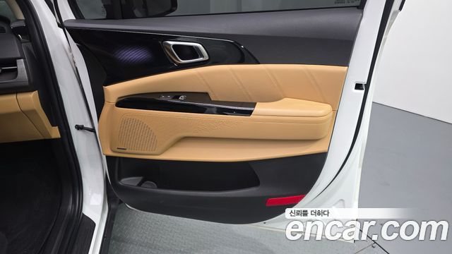 Kia Canival 2023 — photo 15