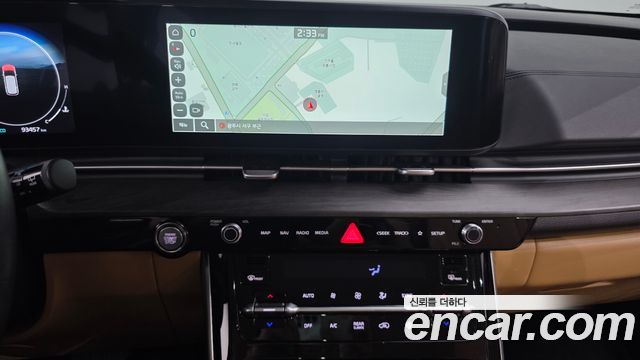 Kia Canival 2023 — photo 32