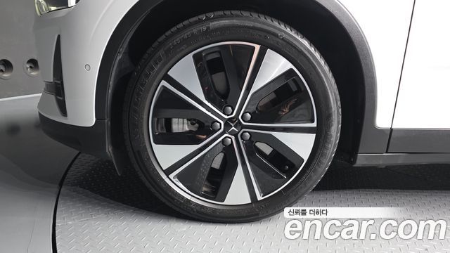 Polestar Polestar 2 2023 — photo 5
