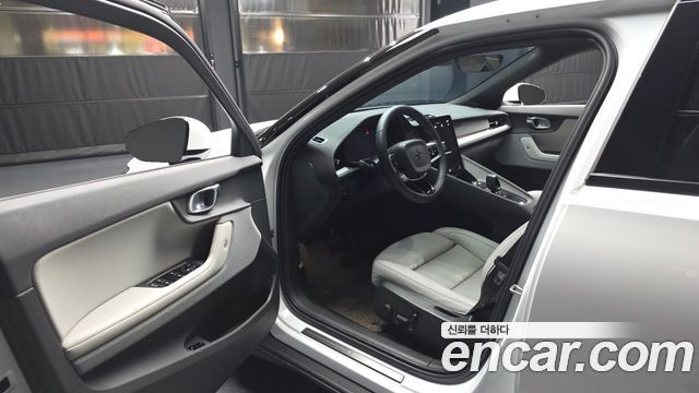Polestar Polestar 2 2023 — photo 13