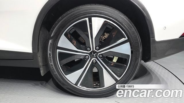 Polestar Polestar 2 2023 — photo 7