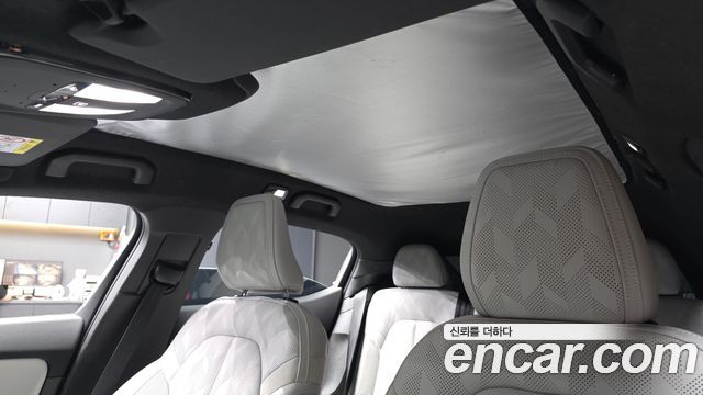 Polestar Polestar 2 2023 — photo 30