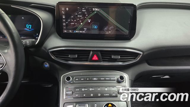 Hyundai Santafe 2023 — photo 19