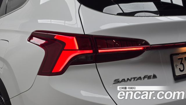Hyundai Santafe 2023 — photo 9