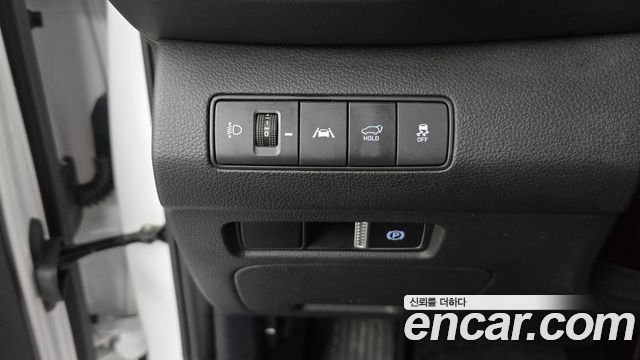 Hyundai Santafe 2023 — photo 27