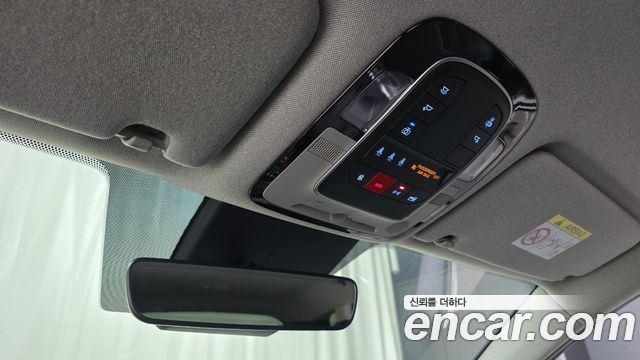 Hyundai Santafe 2023 — photo 28