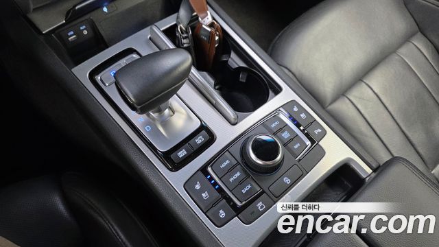 Genesis G80 2017 — photo 12