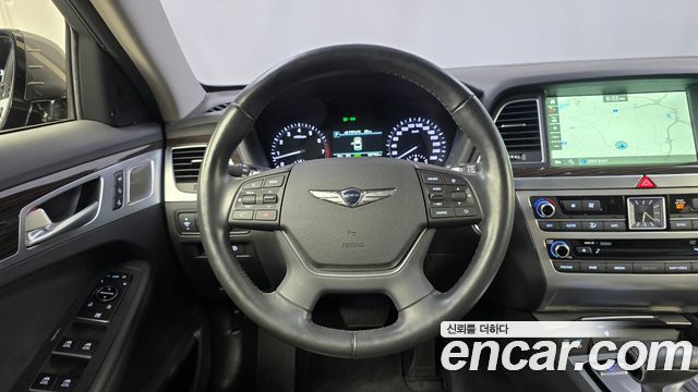 Genesis G80 2017 — photo 18