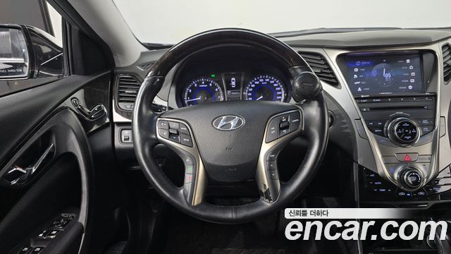 Hyundai Grandeur 2012 — photo 19