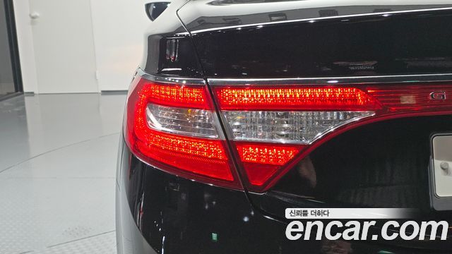 Hyundai Grandeur 2012 — photo 9