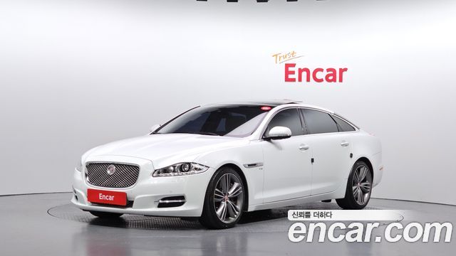 Jaguar XJ 2014 — photo 1
