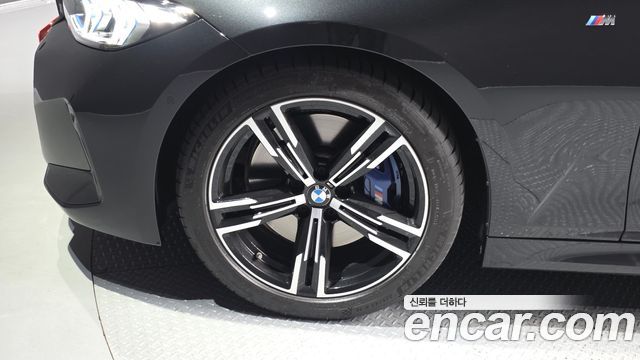 BMW 3-Series 2023 — photo 5