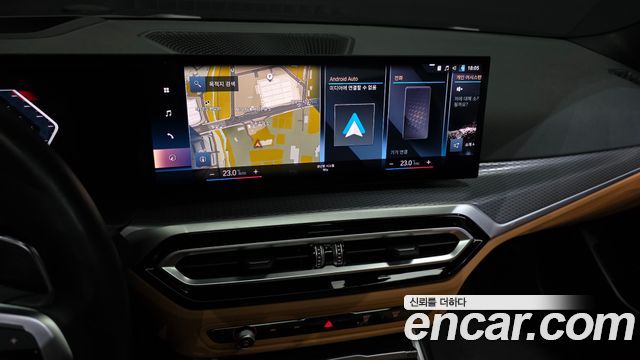 BMW 3-Series 2023 — photo 14