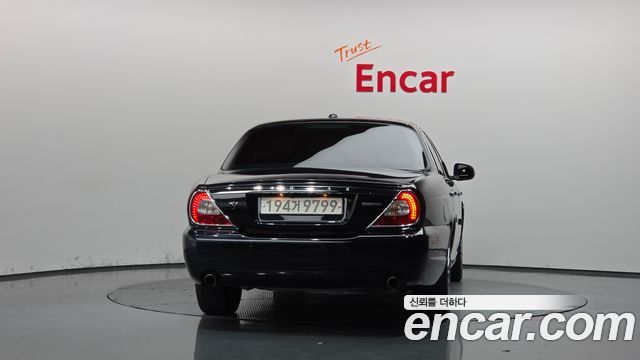 Jaguar XJ 2008 — photo 4
