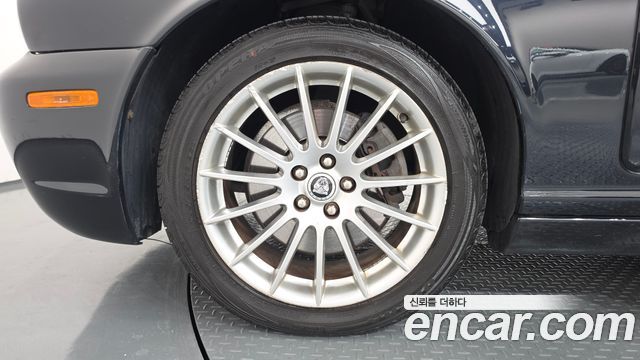 Jaguar XJ 2008 — photo 5