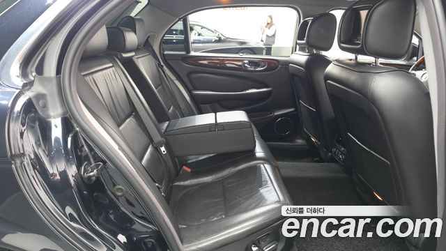 Jaguar XJ 2008 — photo 12