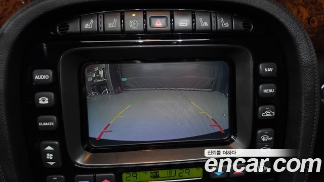 Jaguar XJ 2008 — photo 15