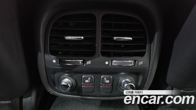 Jaguar XJ 2008 — photo 19