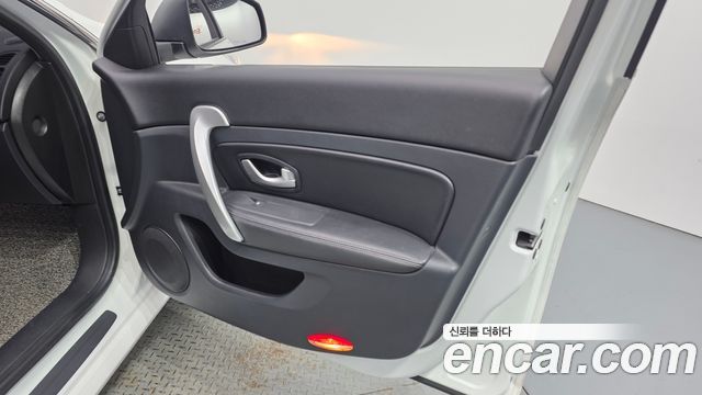 Renault Korea SM5  2019 — photo 14