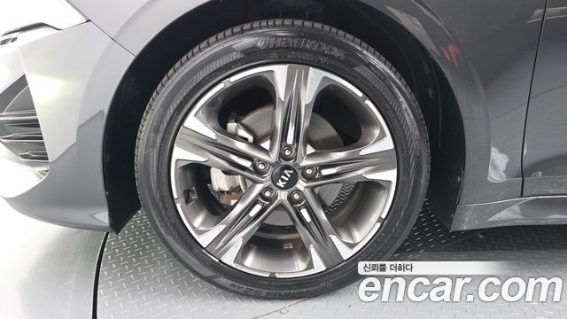 Kia K5 2021 — photo 5