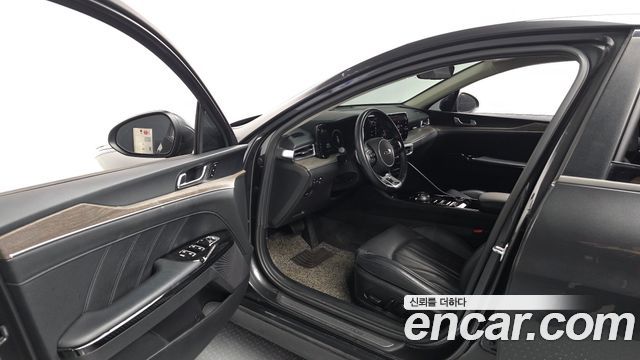 Kia K5 2021 — photo 10