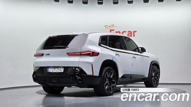 BMW XM 2023 — photo 2
