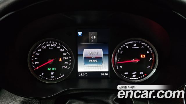 Mercedes-Benz GLC-Class 2019 — photo 8