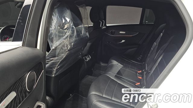 Mercedes-Benz GLC-Class 2019 — photo 12