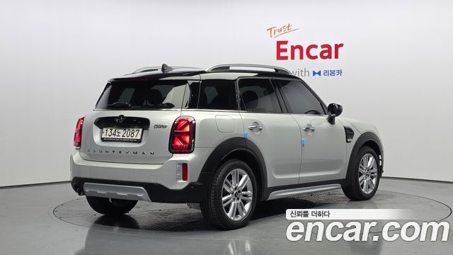 Mini Countryman 2021 — photo 2