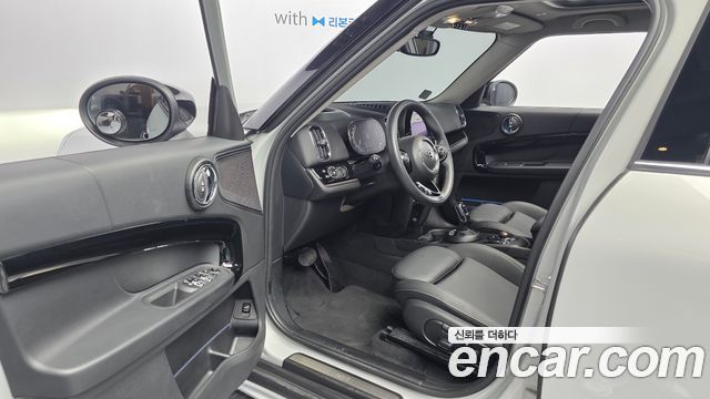 Mini Countryman 2021 — photo 13