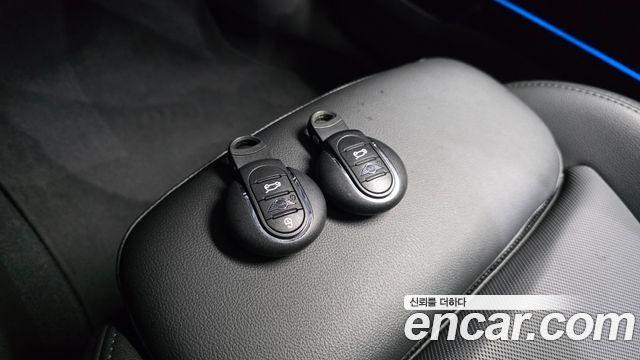 Mini Countryman 2021 — photo 24
