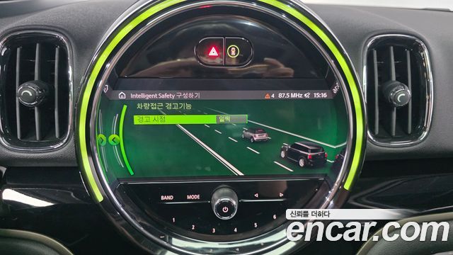 Mini Countryman 2021 — photo 32