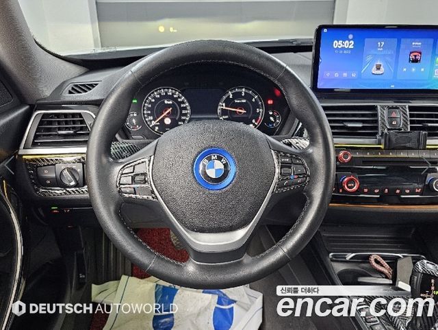 BMW Gran Turismo 2021 — photo 13