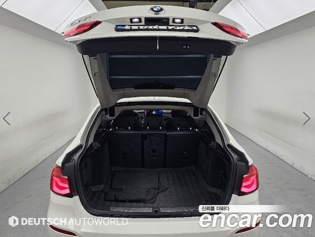 BMW Gran Turismo 2021 — photo 19