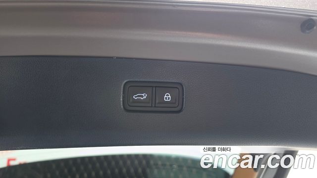 Genesis GV80 2020 — photo 22