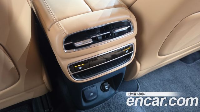 Genesis GV80 2020 — photo 25