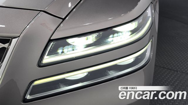 Genesis GV80 2020 — photo 8