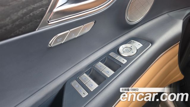 Genesis GV80 2020 — photo 28