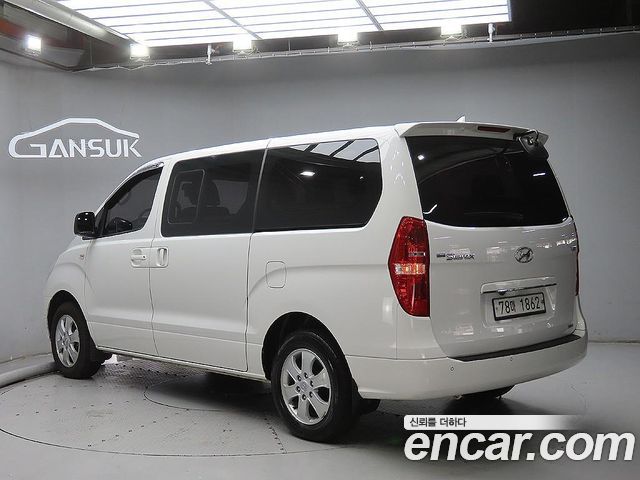 Hyundai Starex 2015 — photo 2