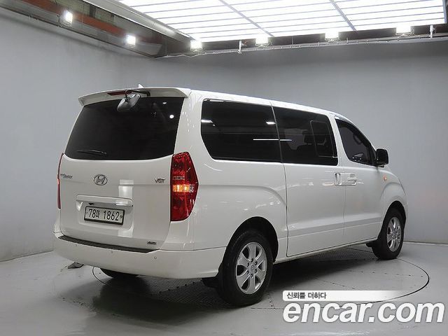 Hyundai Starex 2015 — photo 4