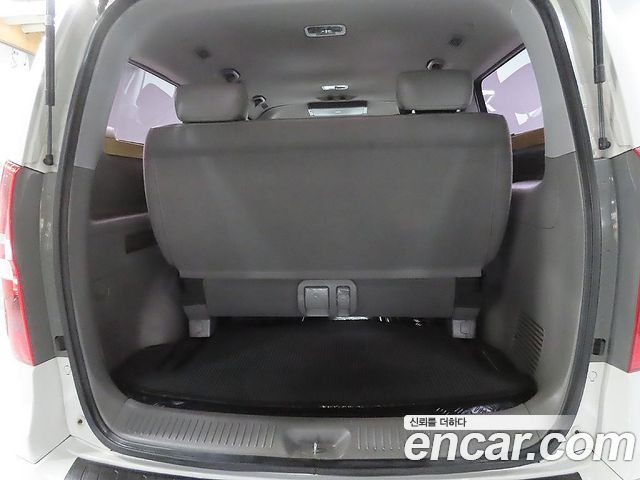 Hyundai Starex 2015 — photo 11
